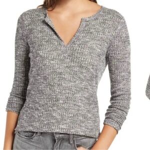 Socialite Women's Gray Sweater. M
